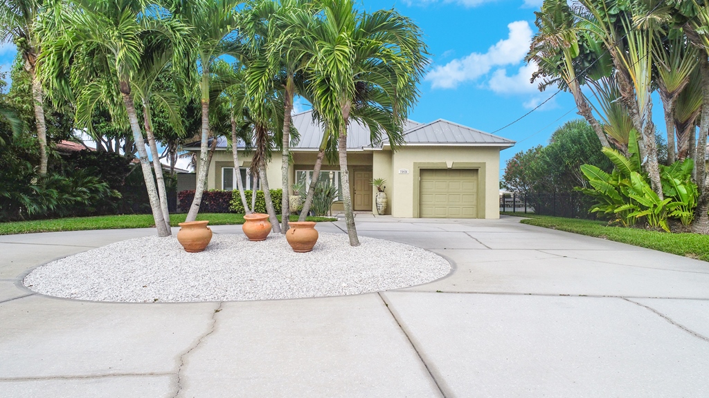 Waterfront Home For Sale In Redington Beach FL 33708