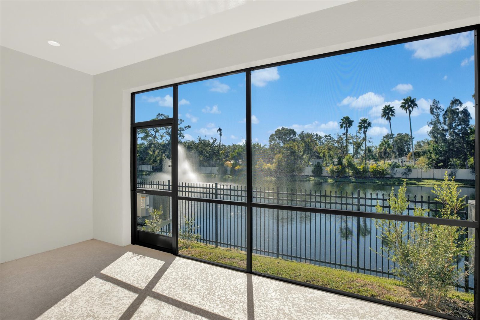 Dreamy Pond Views Dreamy Pond Views