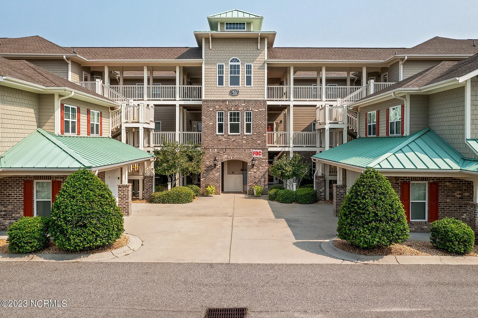 multiple housing units in community